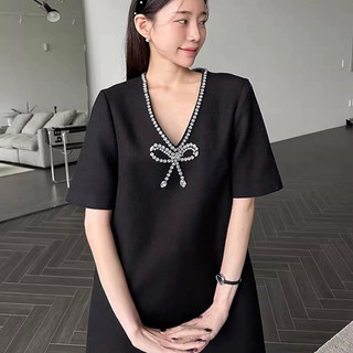 Váy ngắn tay SEE U cho nữ dáng xuông rộng cổ V đính nơ đá