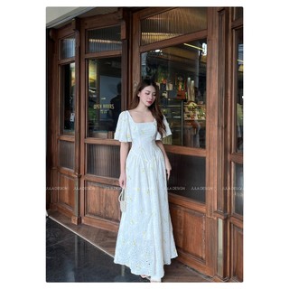 VÁY MAXI CỔ VUÔNG DÁNG DÀI TIÊU THƯ   HỌA TIẾT THÊU HOA JULA  ( ẢNH THẬT SHOP TỰ CHỤP KÈM ẢNH FEEDBACK KHÁCH MẶC )