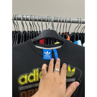 Áo thun Das 2hand