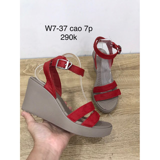 Giày đế xuồng sandal crocs 7p, 2hand, size w7 -37 độ mới cao hình chụp thật