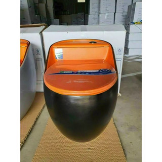 Bồn cầu trứng 1 khối màu cam - màu vàng độc đáo