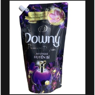 Nước xả vải đậm đặc downy 1.35lit