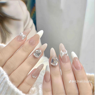 NAIL BOX, Mẫu nail fen trắng gắn đá, hiệu ứng xi măng, nail box thiết kế