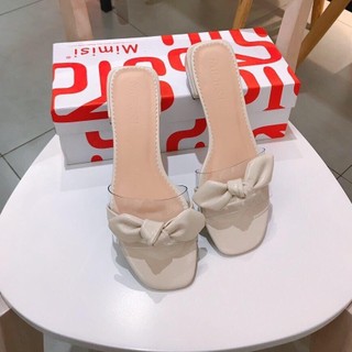Thanh lý giày dép ngẫu nhiên