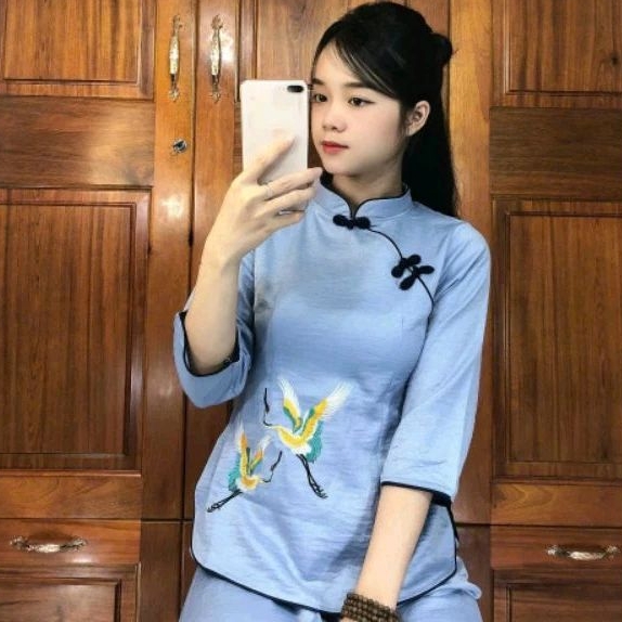 Set bộ nữ lụa sẩm hạc đồ lam đi chùa nữ