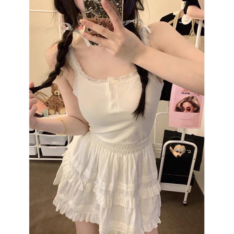 Áo 2 dây croptop nữ viền ren gợi, áo 2 dây nữ phối cúc bấm phong cách quyến rũ chất thun bozip dày dặn ôm body HA503 | BigBuy360 - bigbuy360.vn