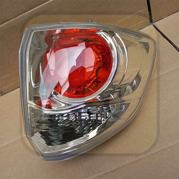 ĐÈN HẬU TOYOTA FORTUNER 12-14