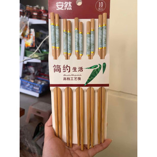 Hộp 10 đôi đũa tre ăn cơm
