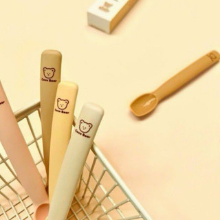 Thìa ăn dặm silicone cán dài Coco Bear CHO BÉ
