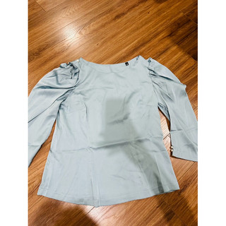 Áo kiểu size m đính ngọc new
