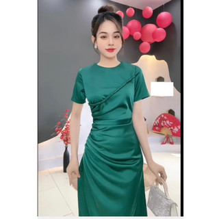 Váy lụa dáng xuông thanh lịch