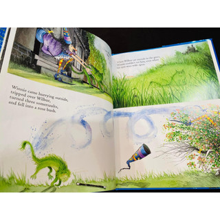 Sách - Bộ nhập 18q - Winnie The Witch Collection