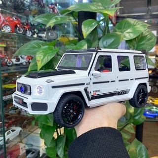 Mô hình xe mercedes benz g700 brabus cao cấp tỉ lệ 1:18 hãng weituo