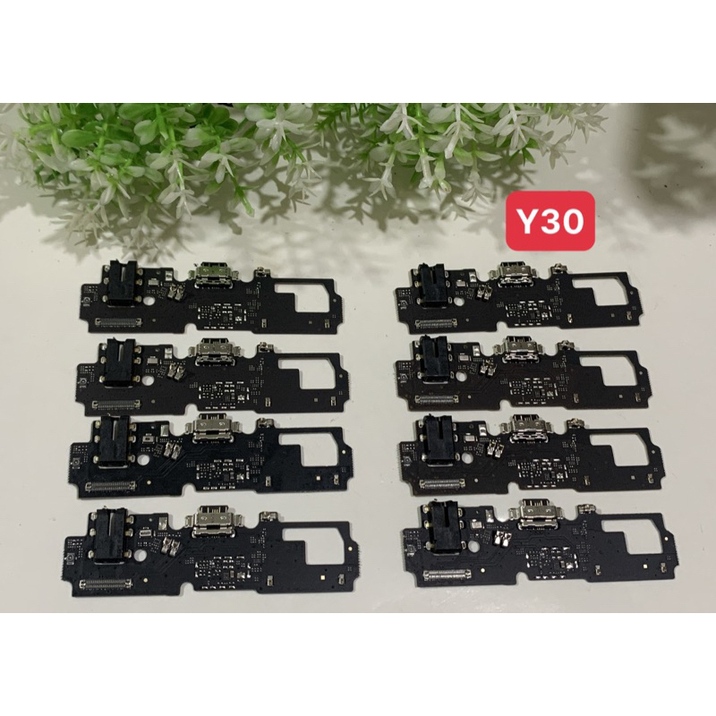 cụm bo mạch sạc vivo y30/ cụm sạc vivo y30/ cụm đuôi sạc vivo y30 zin mới