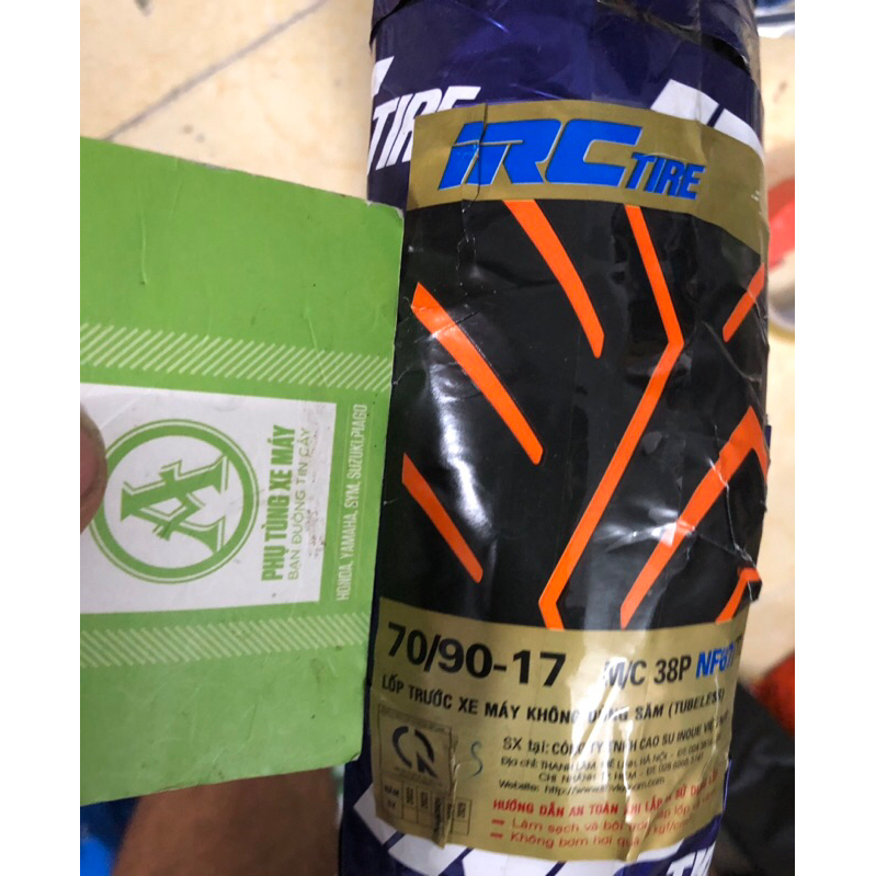 Vỏ 70/90-17 IRC chính hãng không ruột