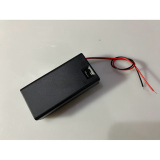 Hộp đế pin 9v có công tắc