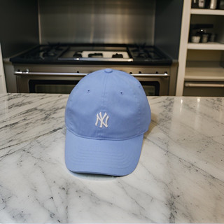 Nón MLB màu xanh
