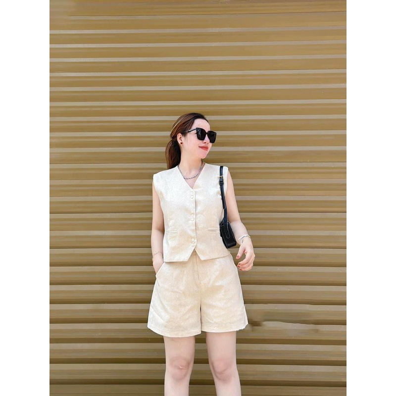 Set áo gile phối quần cộc vải lien