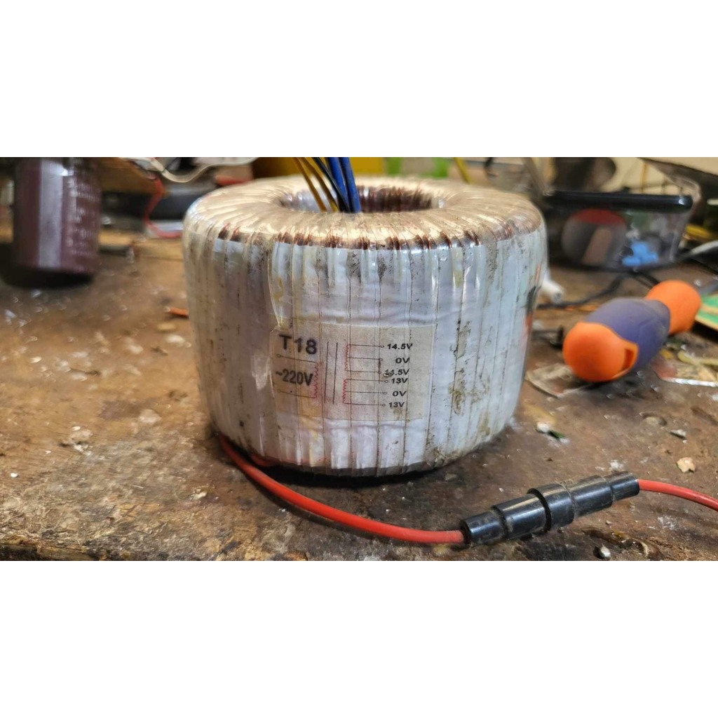 Biến áp loa kéo T18