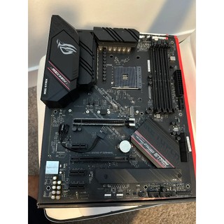 Bo mạch chủ asus b550-f rog strix gaming. mainboard asus rog strix b550-f gaming qua sử dụng