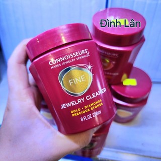 NƯỚC RỬA VÀNG CONNOISSEURS