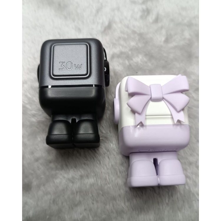 Củ Sạc Nhanh UGREEN GaN Nexode Robot 3 Cổng 65W 30W