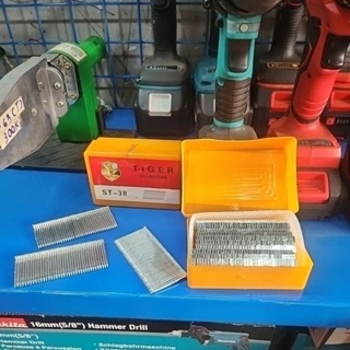 Đinh Bắn Bê Tông ST38 Tiger Hộp Có 646 Cây Đinh Ghim Vĩ Bê Tông ST38