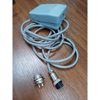 Công tắc cóc đạp, bàn đạp điện FS-201