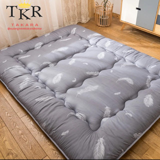 Topper nệm Nhật dày 8cm màu xám lông vũ đủ size 1mx2m,1m2 x 2m,1m4 x 2m,1m6 x 2m,1m8 x 2m, tấm bảo vệ đệm êm ái