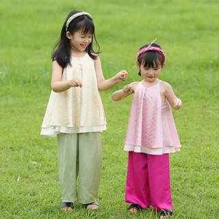 Set Yếm Lụa Cho Bé Gái Tặng Kèm Mấn Chất Liệu Lụa Vân Hoa Điệu Đà, Sang Trọng - CELINA KIDS