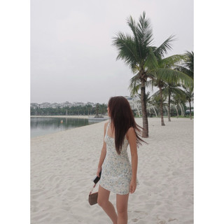 Đầm ngắn in hoa - Floral Dress