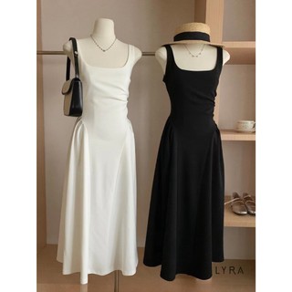 LYRA - Váy maxi cổ vuông nhún eo phong cách lady - CSYVD0104