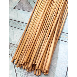 Que mây dẻo vuốt vỏ láng mịn