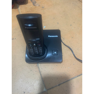 ĐIỆN THOẠI BÀN PANASONIC KX TG8200