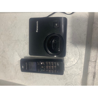 ĐIỆN THOẠI BÀN PANASONIC KX TG8200