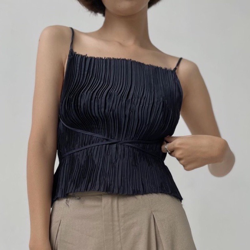 SOLD /ou'ba:d/ — ÁO DÂY DẬP LY XANH (NEWTAG)