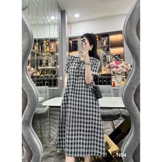 Váy kẻ cổ viền sm