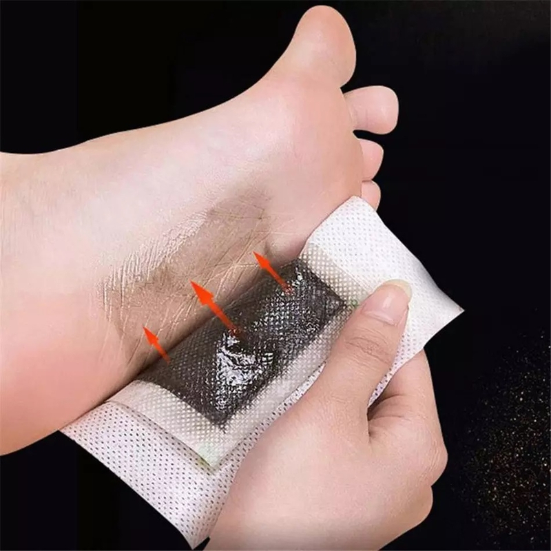 Hộp 50 Miếng Dán Chân Ngải Cứu Thải Độc Bàn Chân Mkstar