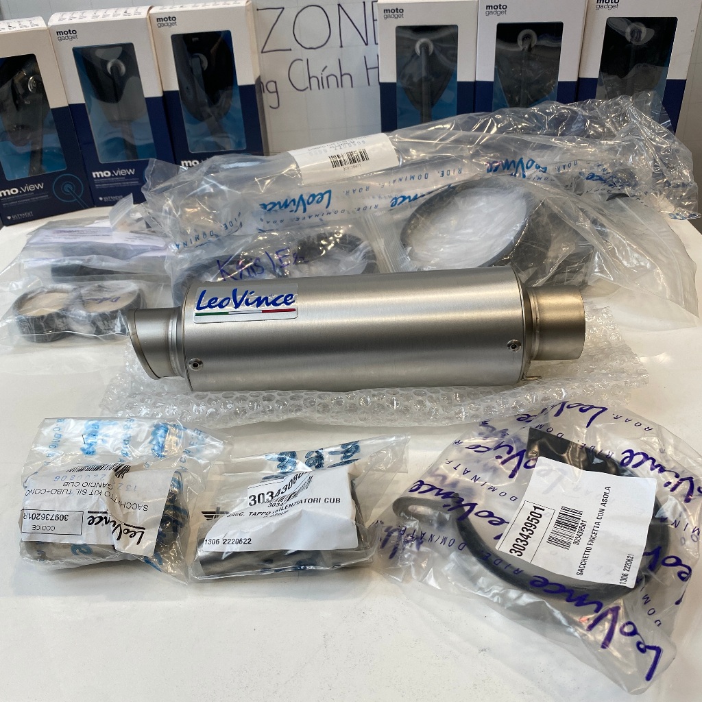 Chính hãng Ý Lon pô Leovince GP Corsa 9736A lon nhôm cho xe 500cc trở xuống