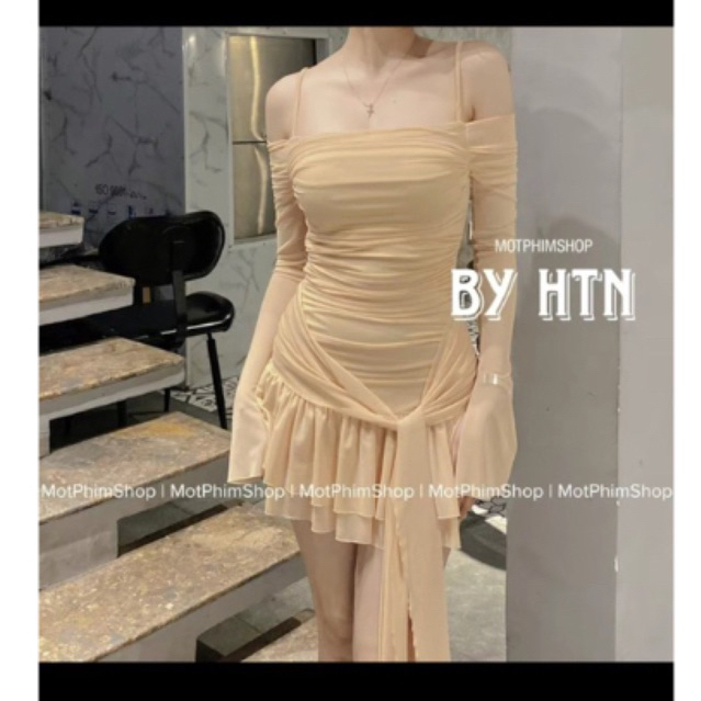 ĐẦM TRỄ VAI CỘT EO