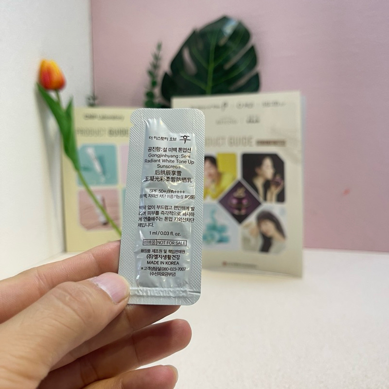 Gói sample kem chống nắng nâng tông da Whoo Seol Radiant Tone Up Sunscreen 1ml