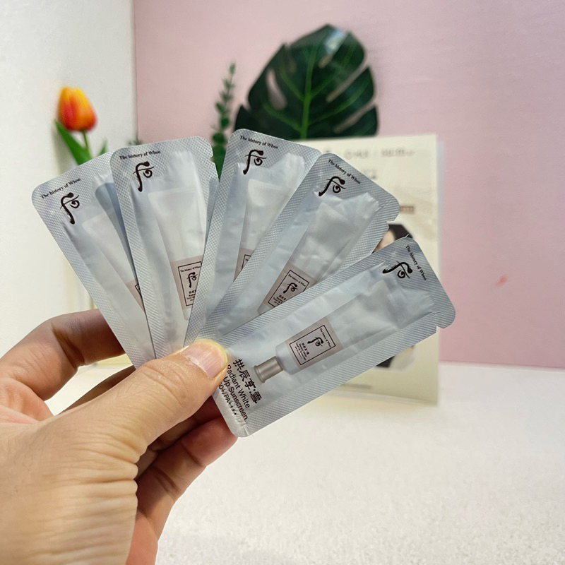 Gói sample kem chống nắng nâng tông da Whoo Seol Radiant Tone Up Sunscreen 1ml