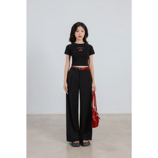 Áo Thun Croptop J-P Fashion Cổ Tròn Ôm Body Tôn Dáng, Áo Thun 2 Màu Trắng/ Đen Chất Liệu Thoáng Mát Dễ Phối Đồ 10210048