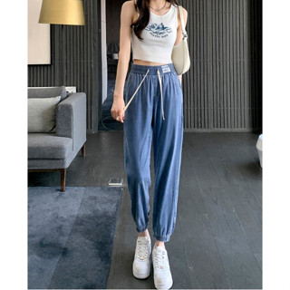 Quần jean baggy nữ lưng thun bo gấu thêu logo