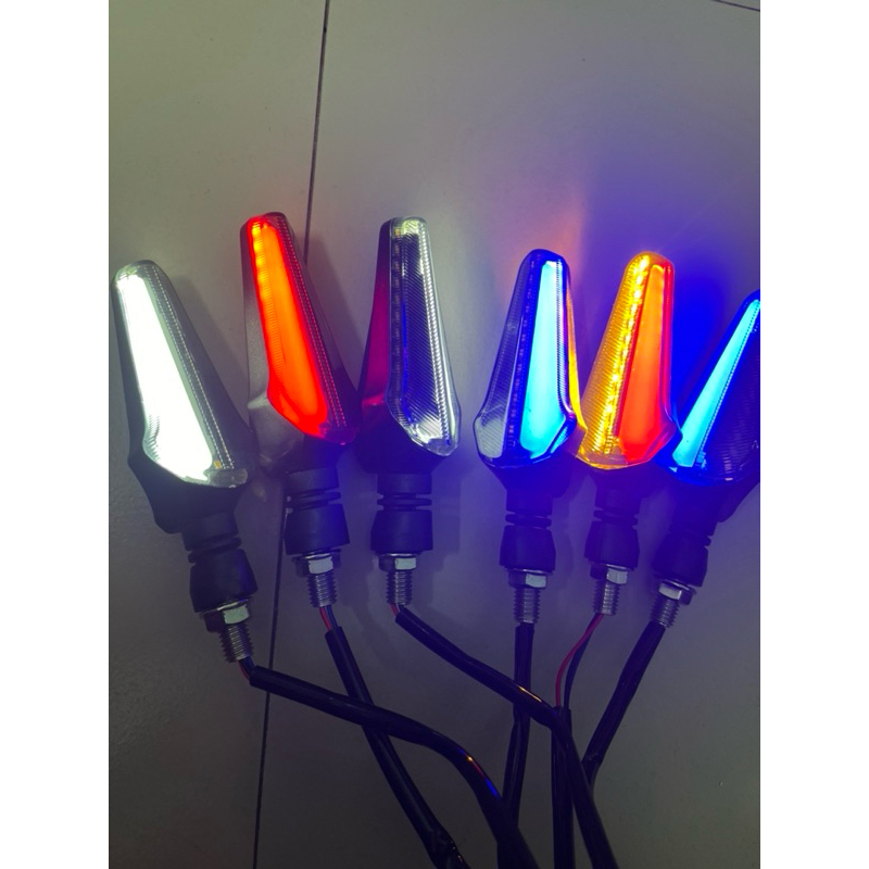 Xi Nhan Led L21 Hiệu Ứng Chạy Đuổi Audi Chống Gãy ( Giá 1 Cặp )