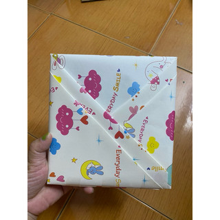 Gói quà sinh nhật cho khách
