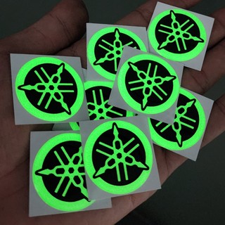 Miếng dán YAMAHA logo dạ quang epoxy chống trầy xước trang trí xe yamaha