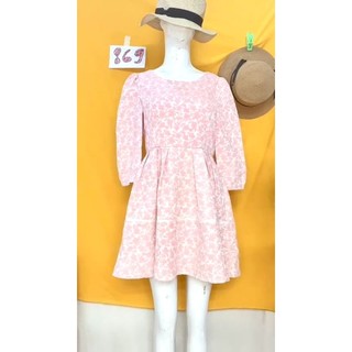 đầm thu đông họa tiết nổi size M. S869