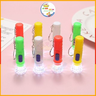 Đồ chơi đèn pin LED mini siêu sáng