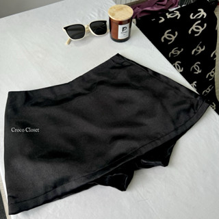Chân Váy Lụa Ngắn CROCOCLOSET Dáng Cạp Trễ Lưng Cao 2 Lớp Có Quần Trong - LEW